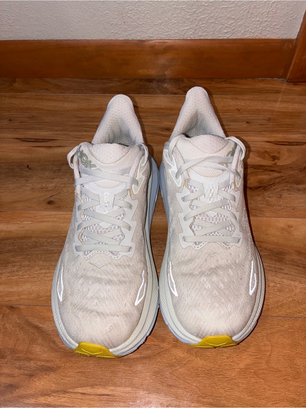 Hoka Women’s Clifton 9 Athletic Running Sneaker Shoes, white- size 8 - Picture 3 of 10